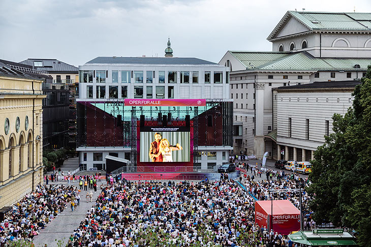 Oper für Alle - Don Giovanni live übertragen am 06.07.2025 auf dem Marstallplatz (©Foto: Geoffroy Schied)